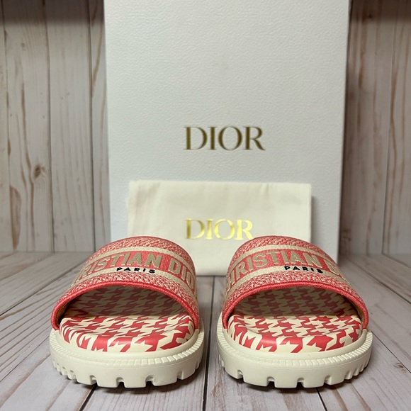 Christian Louboutin Dway Embroidered Slide Sandal Peony Pink Sz 36.5 / 6.5 - Picture 6 of 11